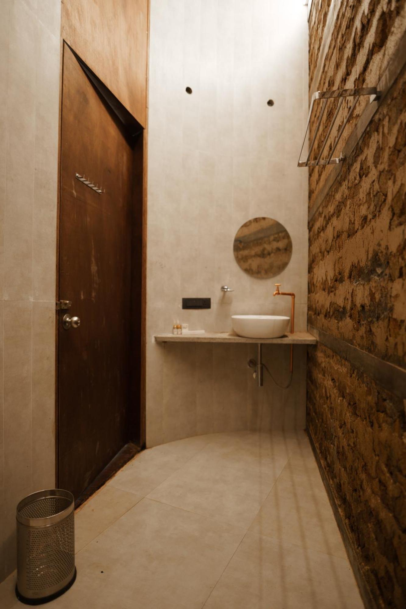 Villa The Ledge By Bloobuck à Pīrmed Extérieur photo