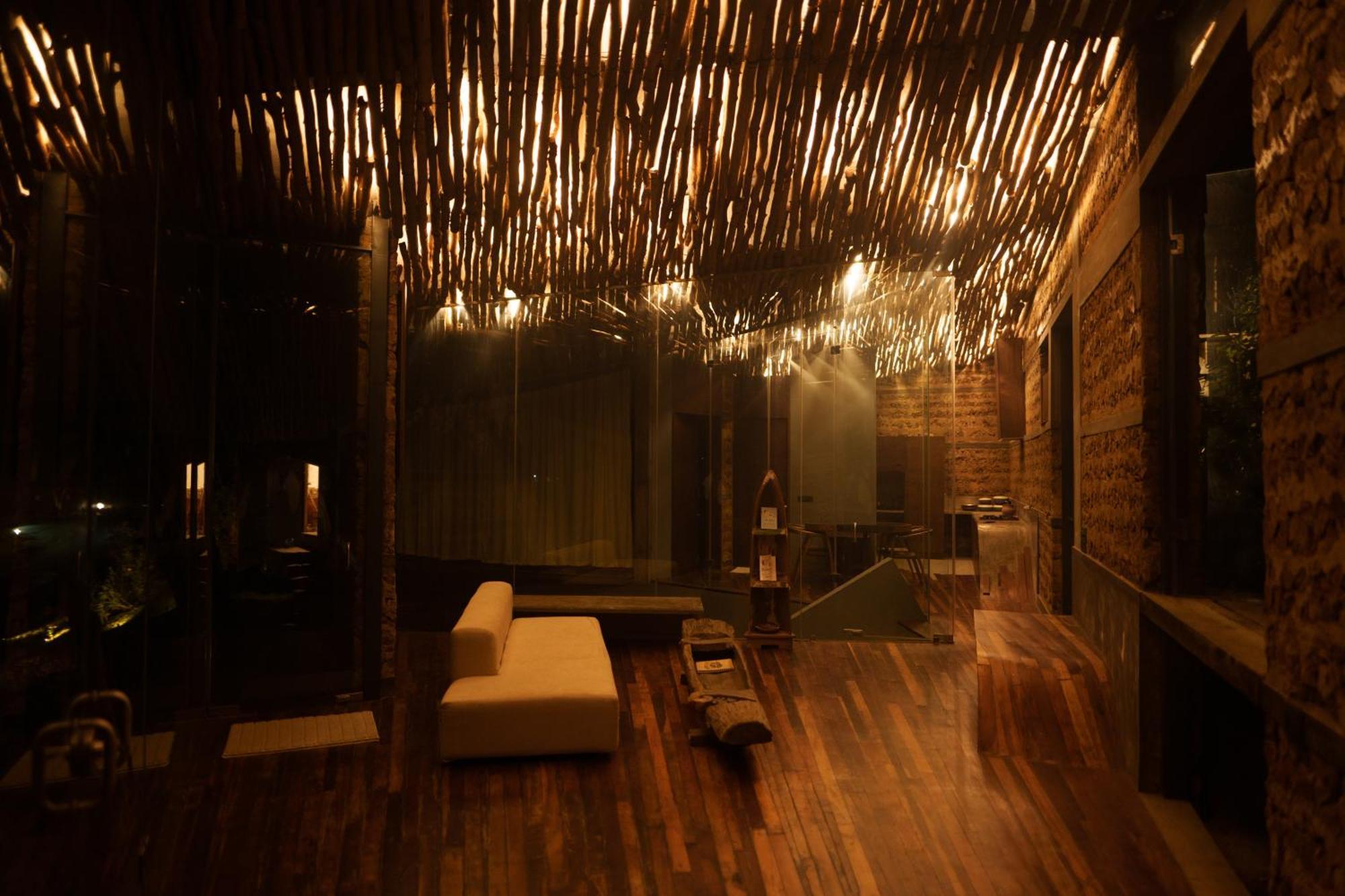 Villa The Ledge By Bloobuck à Pīrmed Extérieur photo